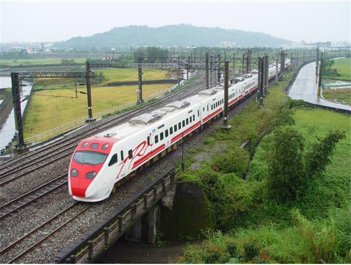 普悠瑪及太魯閣號服務員 將再招考