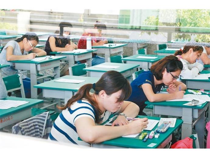 105年地方特考　報名人數約6.1萬人