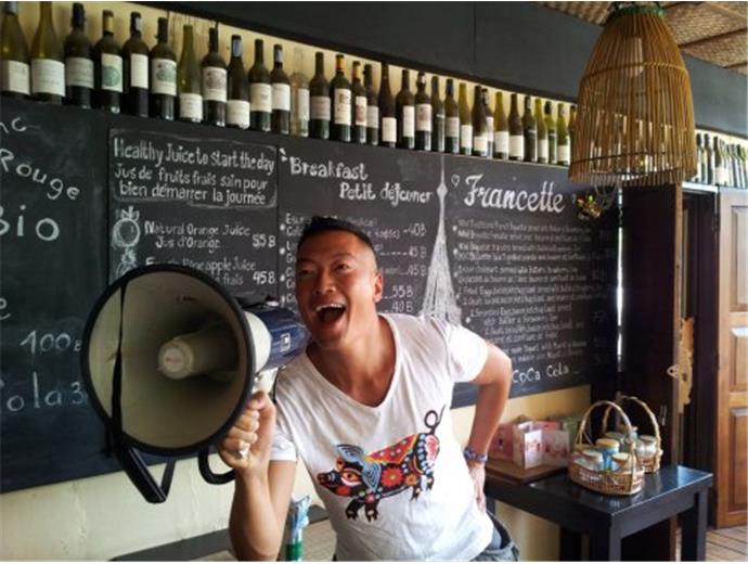  褚士瑩:想要擁有多種生活 要先學會多種語言