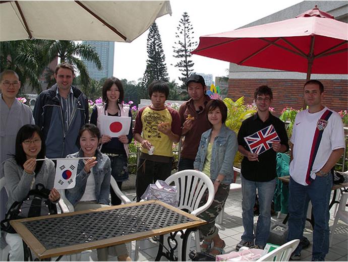 學好外語工作發展無窮