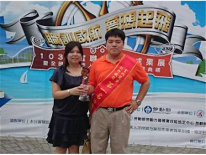 鋼琴師轉室內設計　「琴」「設」和鳴攜手奪冠