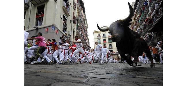 西班牙節慶 -《San Fermin》與奔牛節